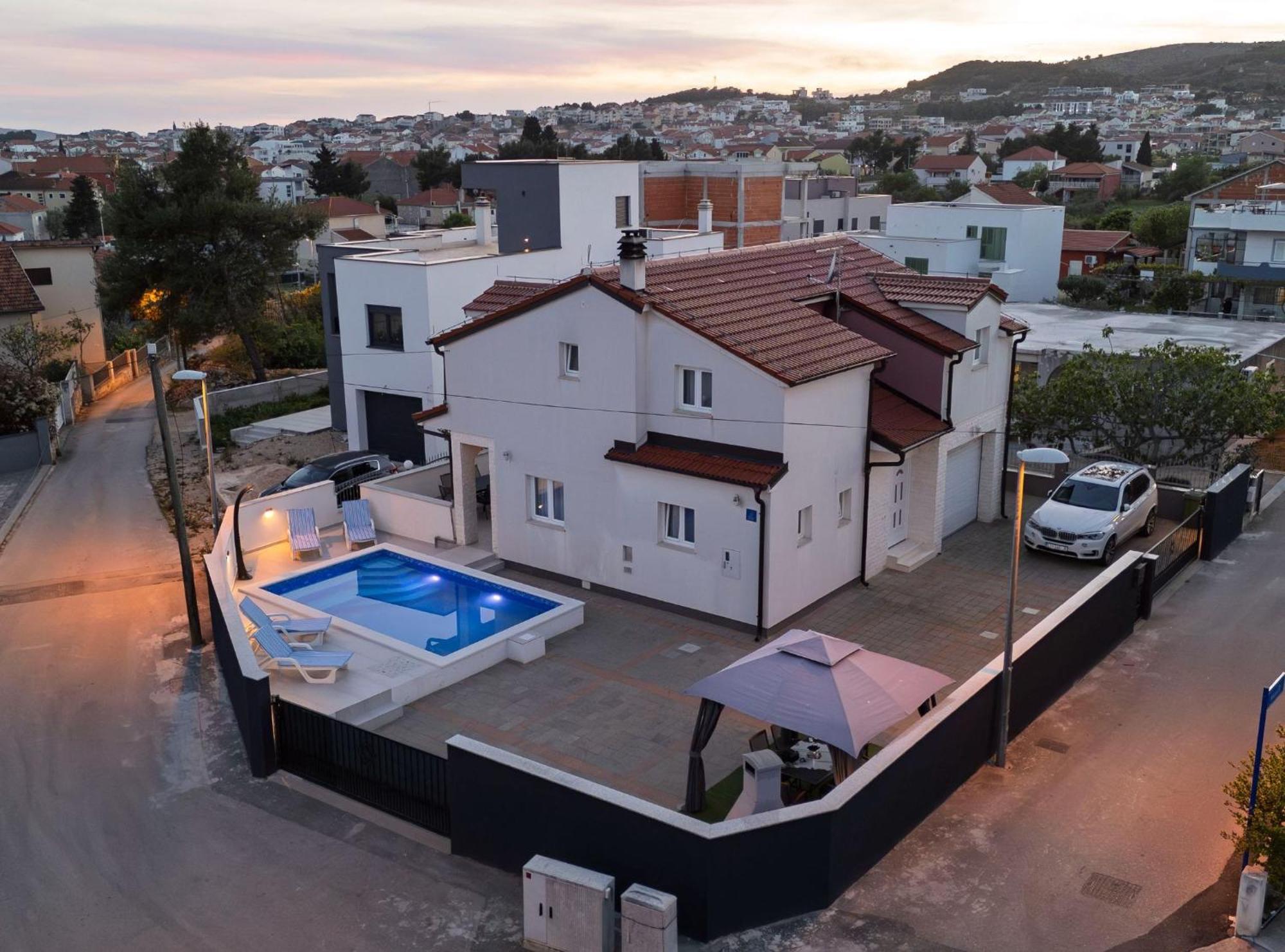 Holiday Home Sea Vodice Esterno foto