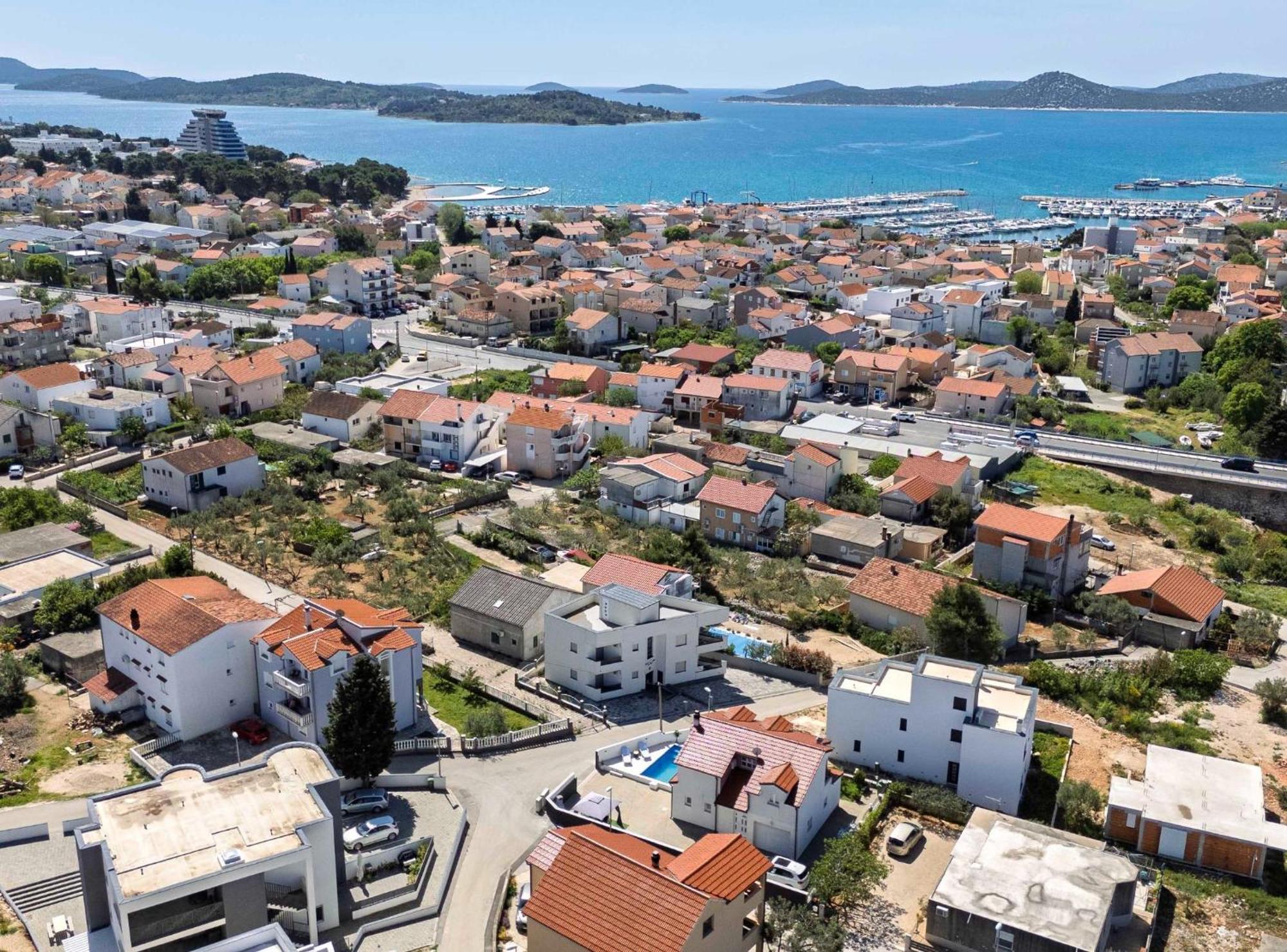 Holiday Home Sea Vodice Esterno foto