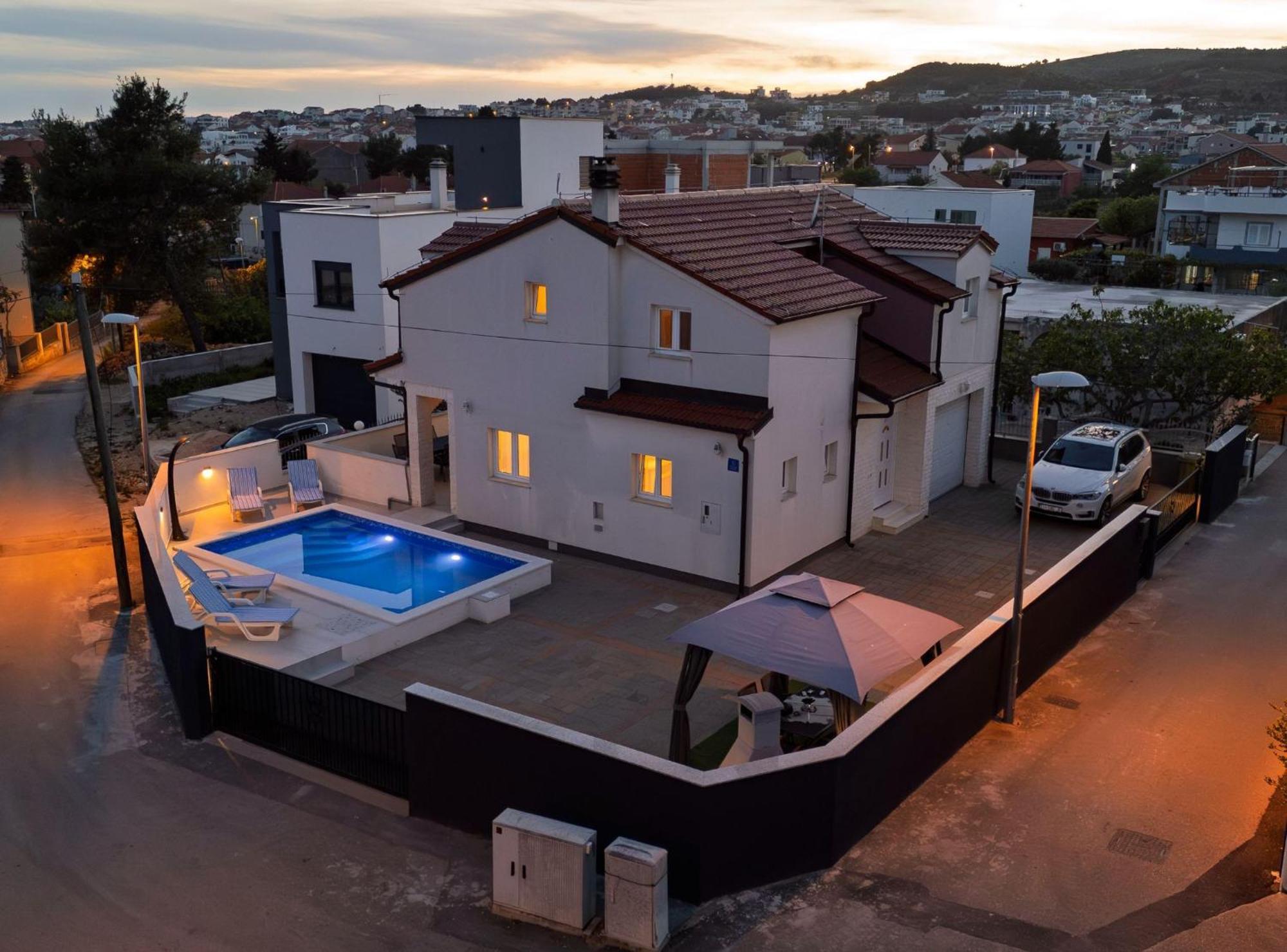 Holiday Home Sea Vodice Esterno foto